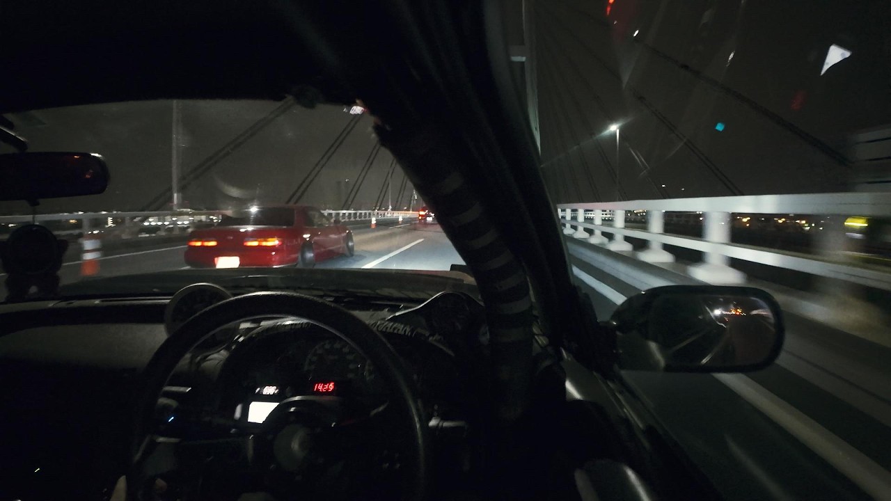 What it's like driving to Daikoku on a Tuesday night - YouTube