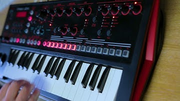 Roland JD-Xi 80s style synth pop