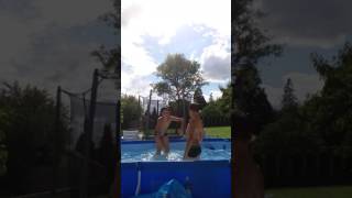 Défi Nager Dans Une Piscine A 15