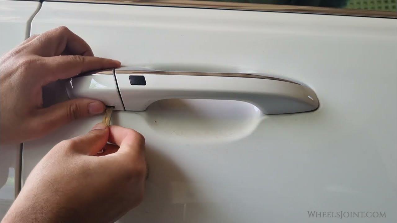 How to unlock Kia Sportage with mechanical key - YouTube