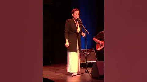 Jolene performed by Amanda Wilkinson