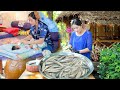 Mommy chef take care Richie and cook eel fish delicious for grandpa | Sros Yummy Cooking Vlogs