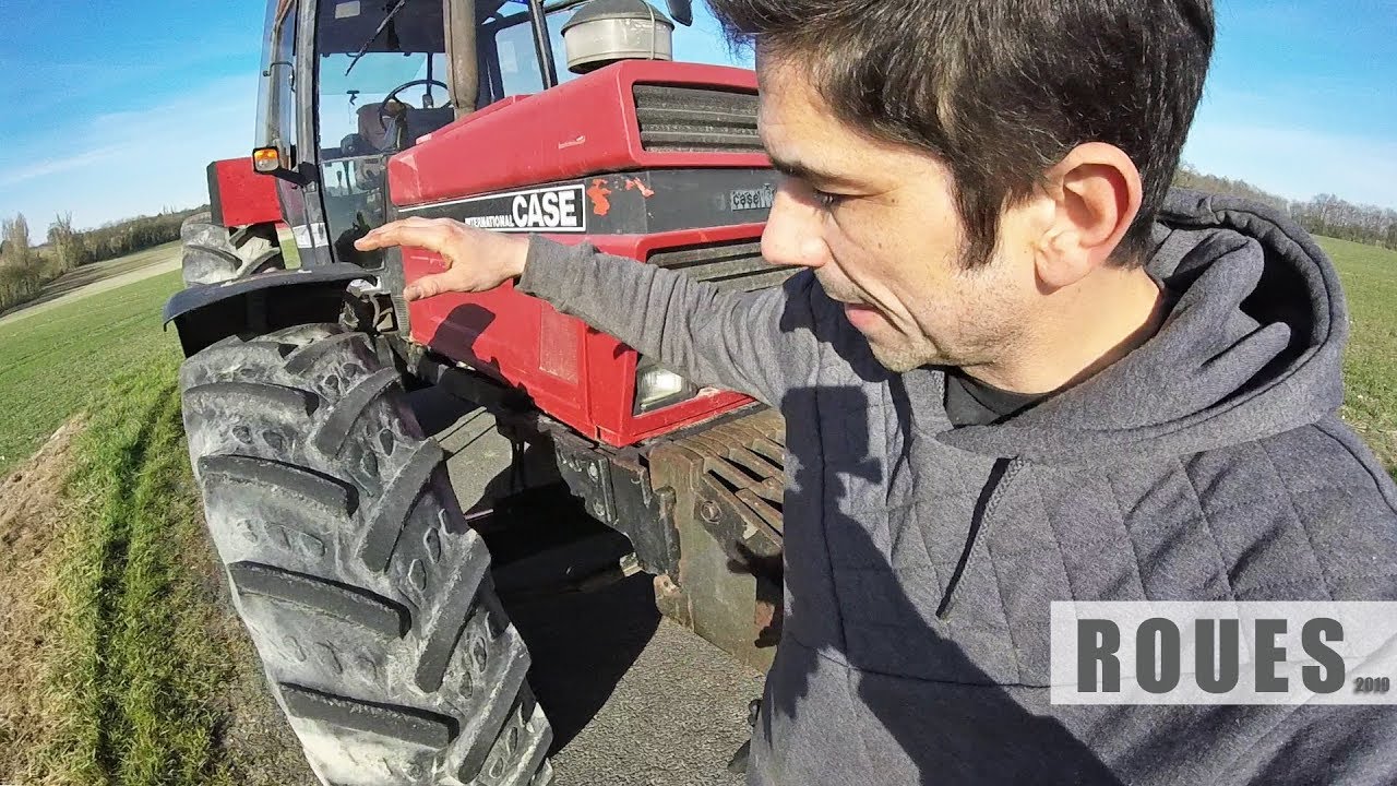 Démontage en atelier des pneus avant du tracteur - 2019