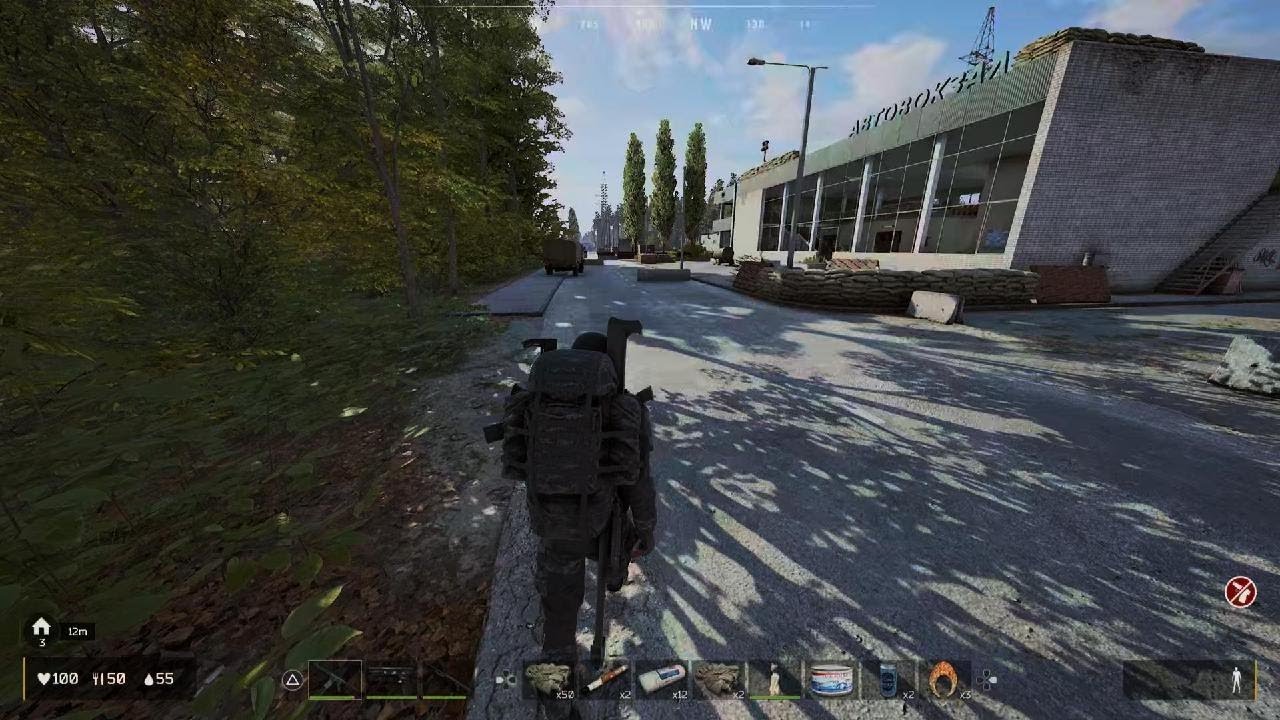 Deadside At Safezone kitting out new players