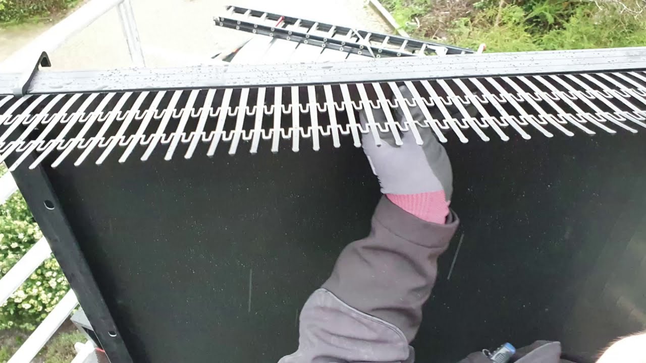 Instructievideo Monteren vogelwering SolarGuard op zonnepanelen