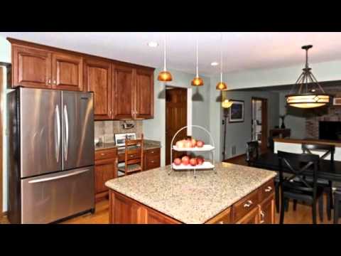4955 Essington Court, Hoffman Estates, IL home video tour