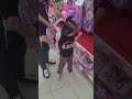 يا بابا اشتريلي 