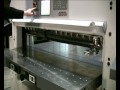 Automatic knife lubrication for guillotines