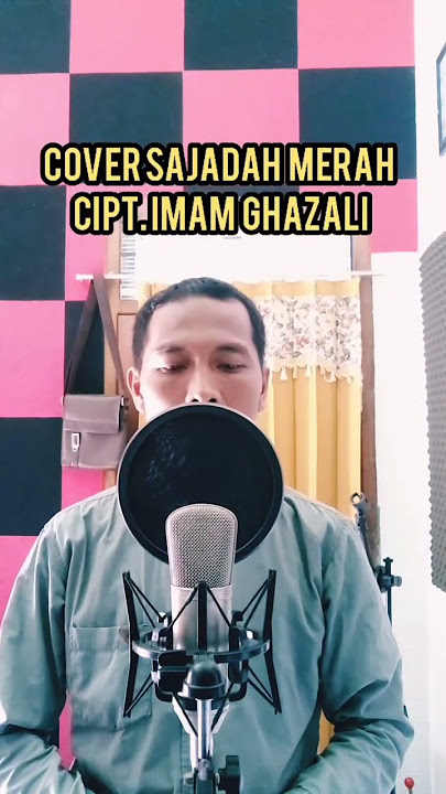 Cover Sajadah Merah Ciptaan Imam Ghazali
