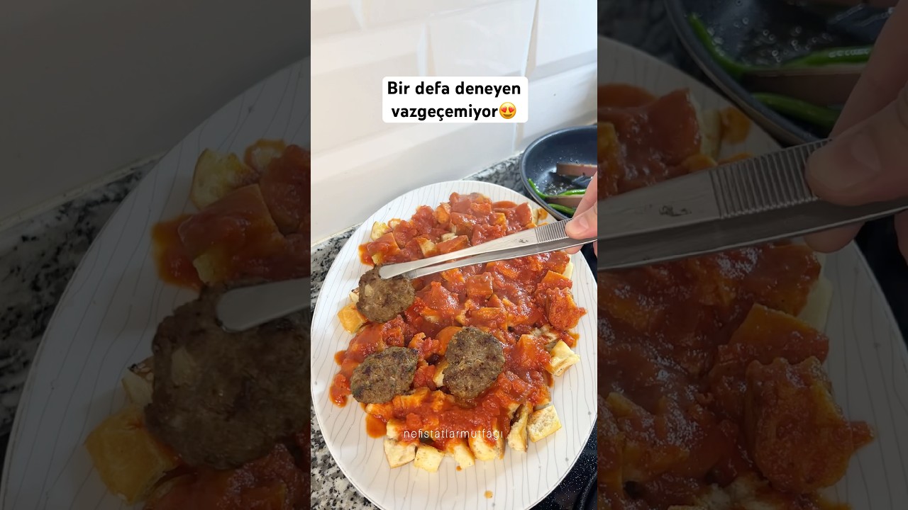 Pideli köfte tarifi😍 #kebap #köfte #shorts #foodshorts Malzemeler yorumda 👇👇 Pideli köfte tarifi😍 #kebap #köfte #shorts #foodshorts Malzemeler yorumda 👇👇