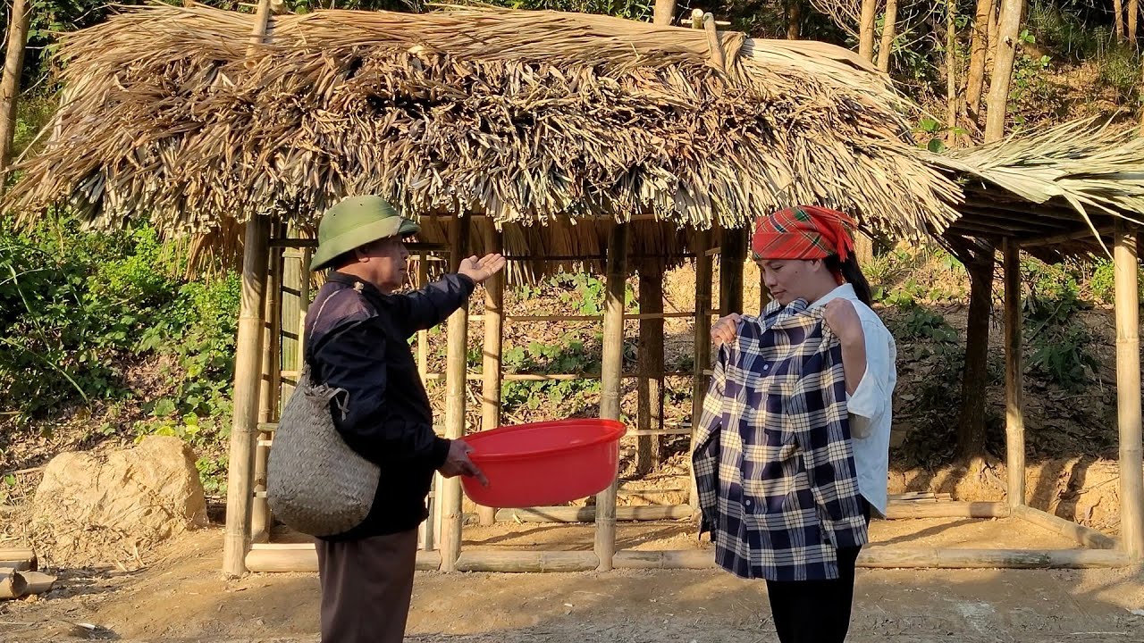 Kindness Never Gives Up: Kind Man Helps Single Mother Fulfill Her Dream