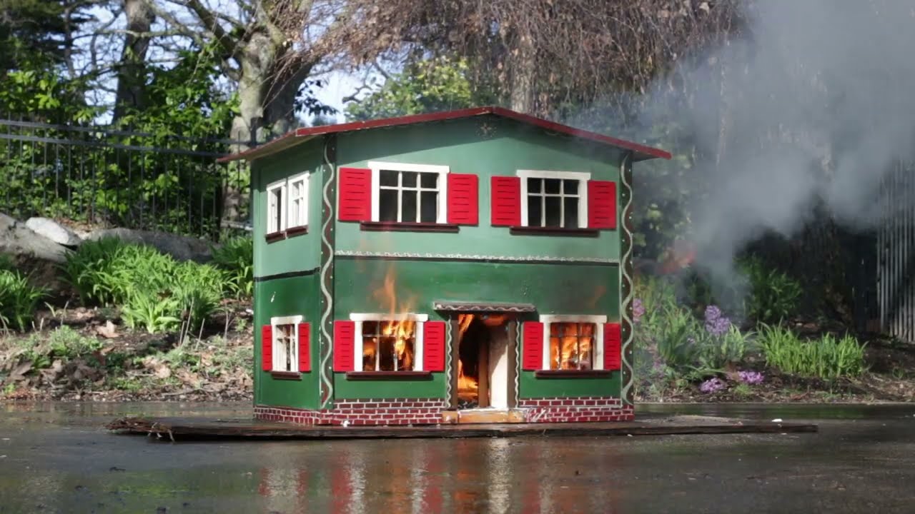 Popsicle Dollhouse Fire 4