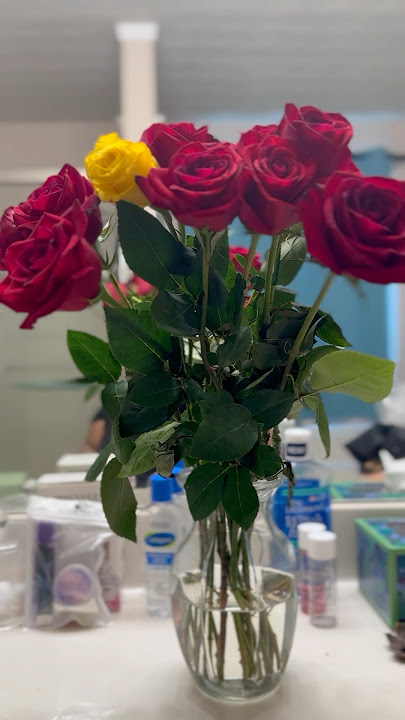 JUST BECAUSE FLOWERS #flowers #roses #justbecause