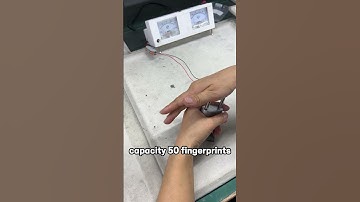 Fingerprint unlocking takes just 0.5 seconds.#lockfactory #smartpadlock #fingerprintpadlock#padlock