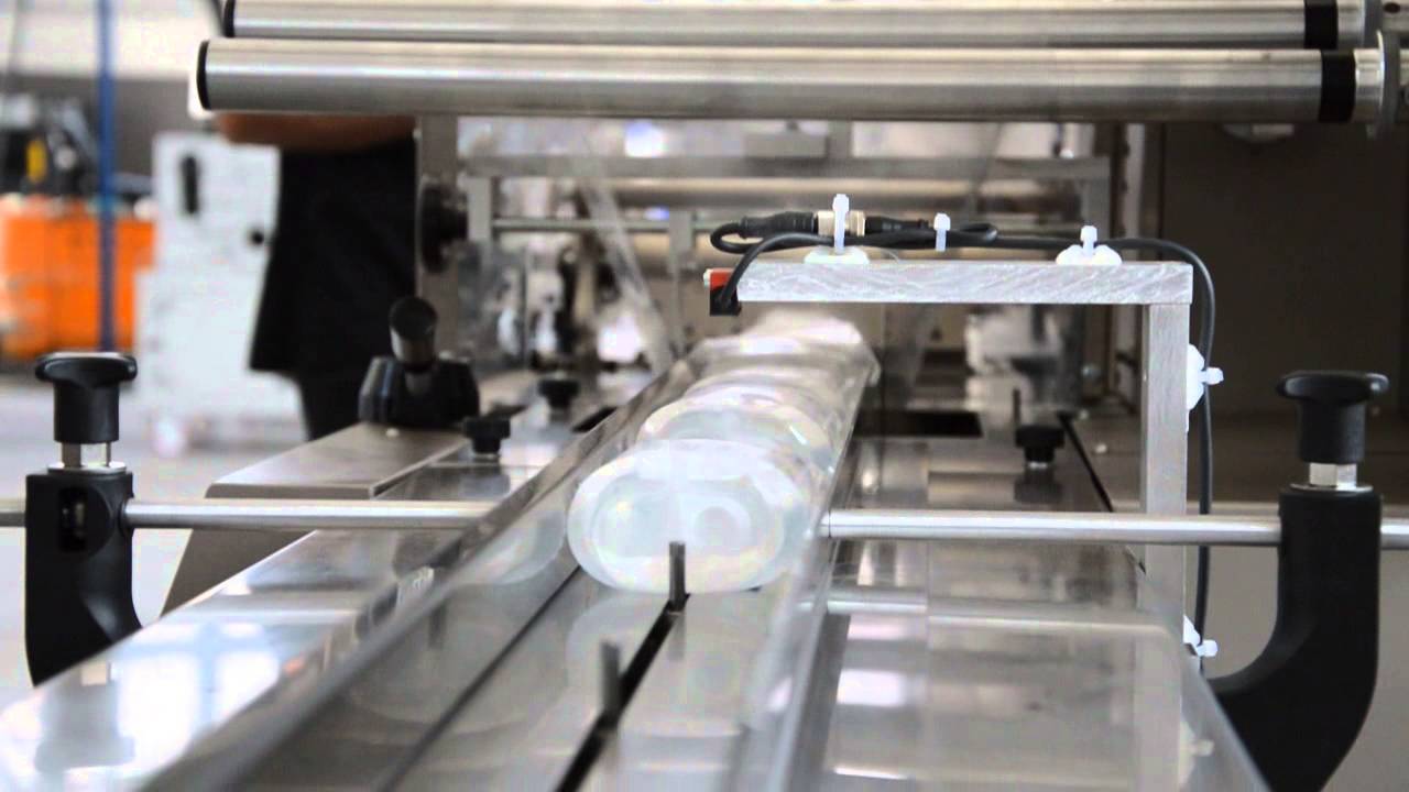 Form, Fill, & Sealer - Packtronic 500 / 700 with Conveyor