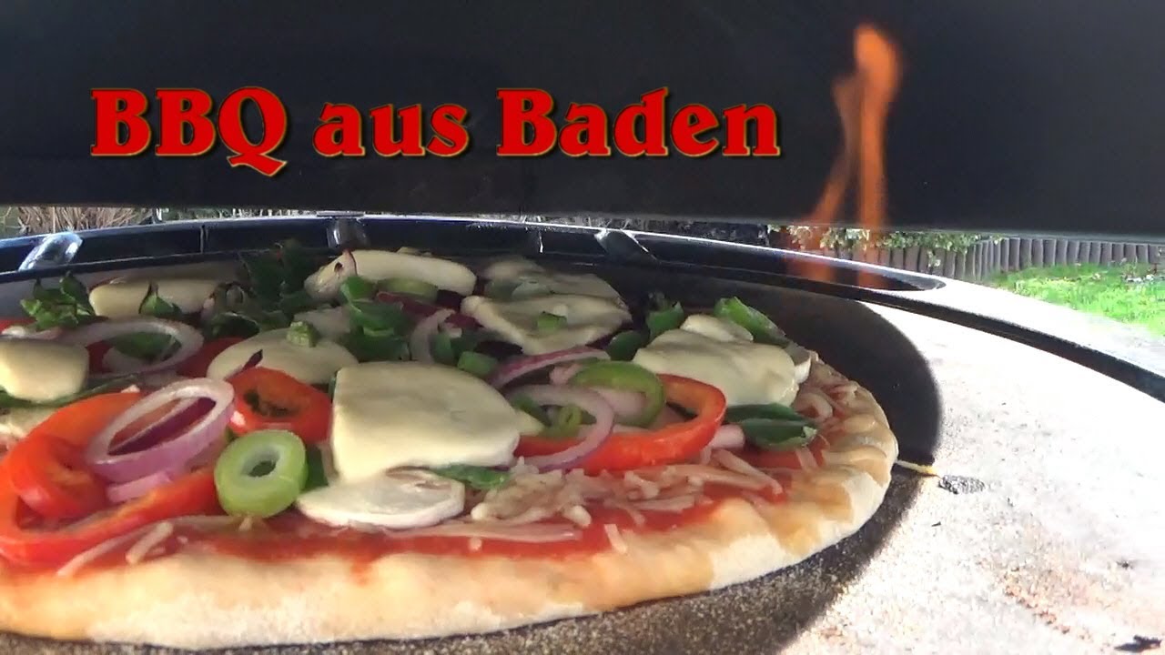Pizza aus dem Weber Pizzaofen spezial