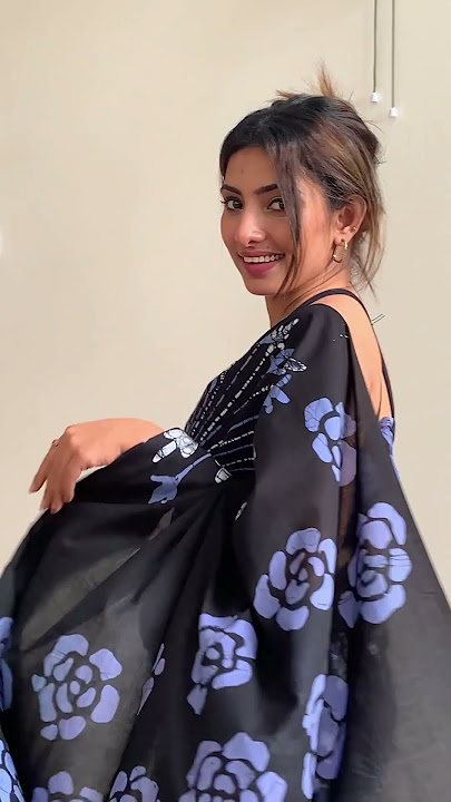 Cotton Handmade Cotton Batik Saree Collection #saree #batik #gleam  #familyoutfits #matchingoutfits