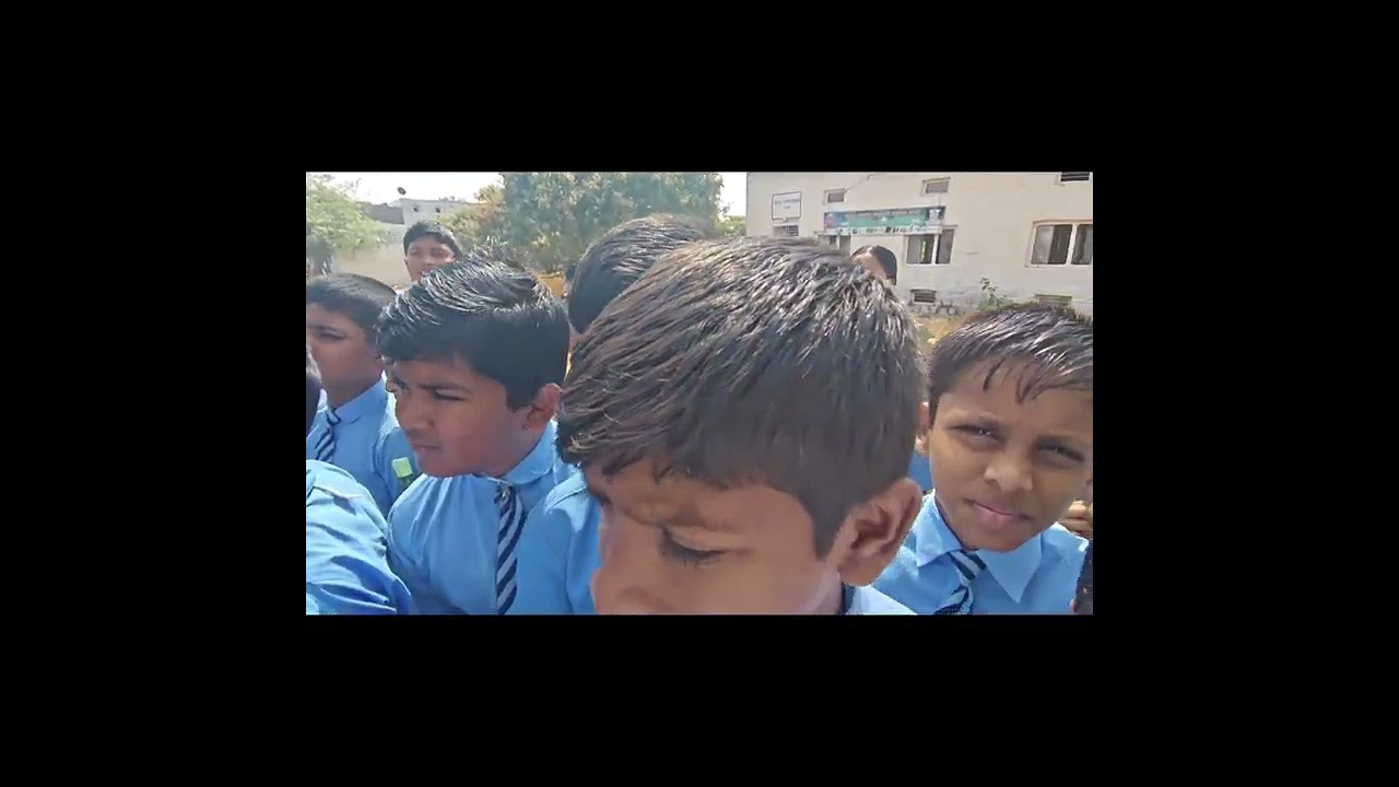 ಗೋಬರ್ ಗ್ಯಾಸ್, ಎರೆಹುಳು ಗೊಬ್ಬರ ಮತ್ತು ಸಾವಯವ ಕೃಷಿ ಕೇಂದ್ರಕ್ಕೆ ಭೇಟಿ. GHPS TUMBALAGADDI 