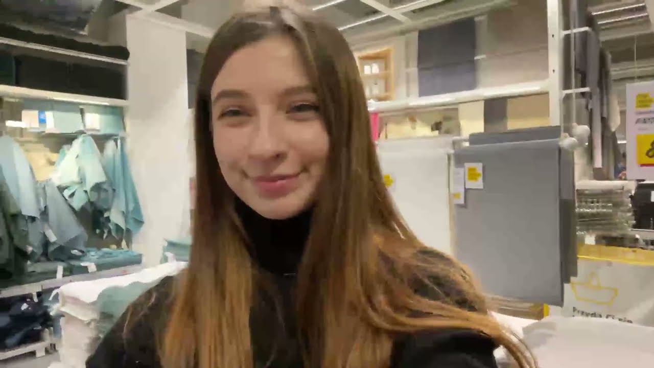 Dotykanie nosków (Nieuczesana, Stazjaa, shini_waifu)