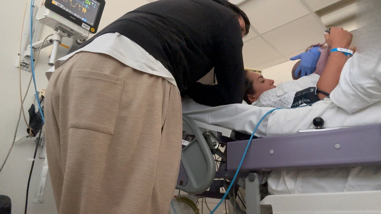 ON DÉCOUVRE LE SEXE DE NOTRE BEBE À LA NAISSANCE ! *Vlog accouchement