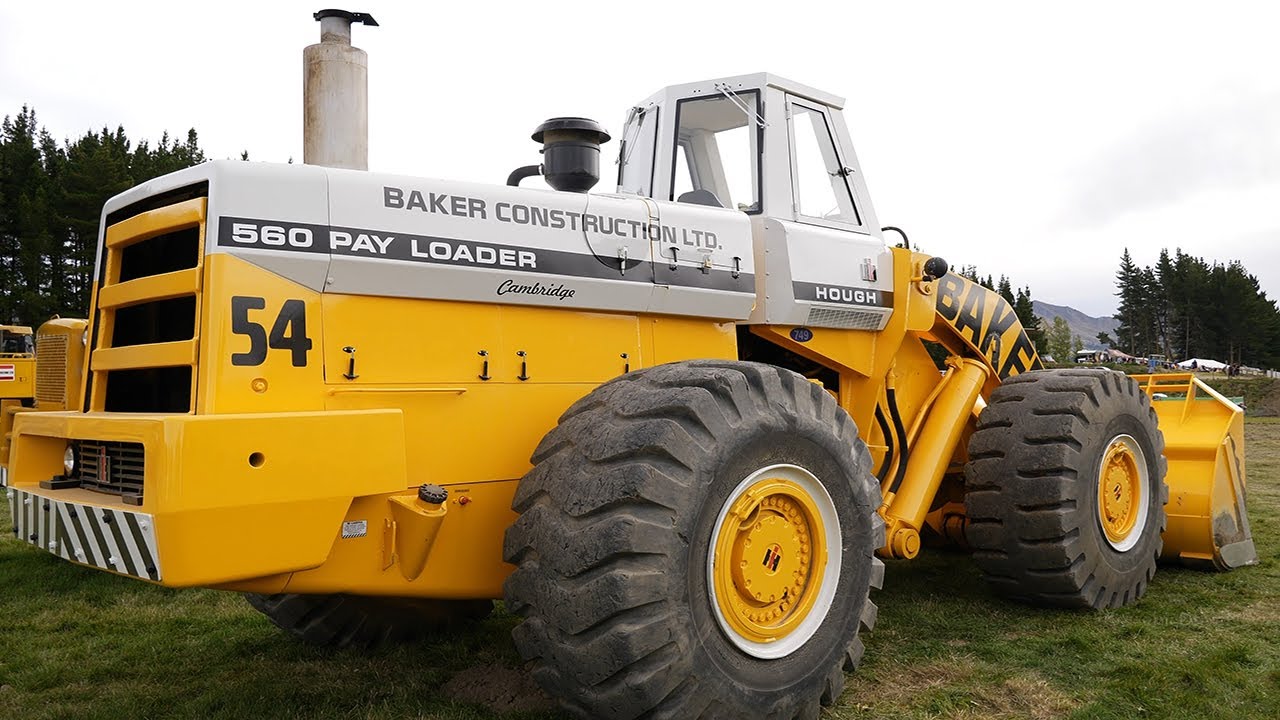 International Harvester Pay Loader 560 at Wheels at Wanaka 2023 YouTube