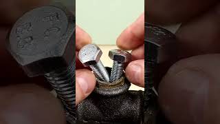 How To Unscrew A Rusty Pipe Easily And Quickly!! #Shorts