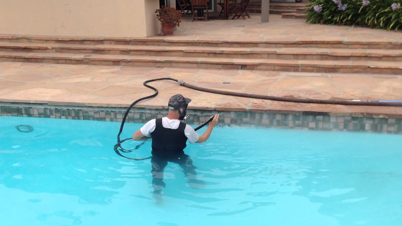 pool tile cleaning service