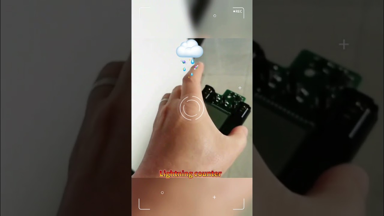 Lightning strike counter: ultra-low power consumption design + dual-core battery🔋, more durable.