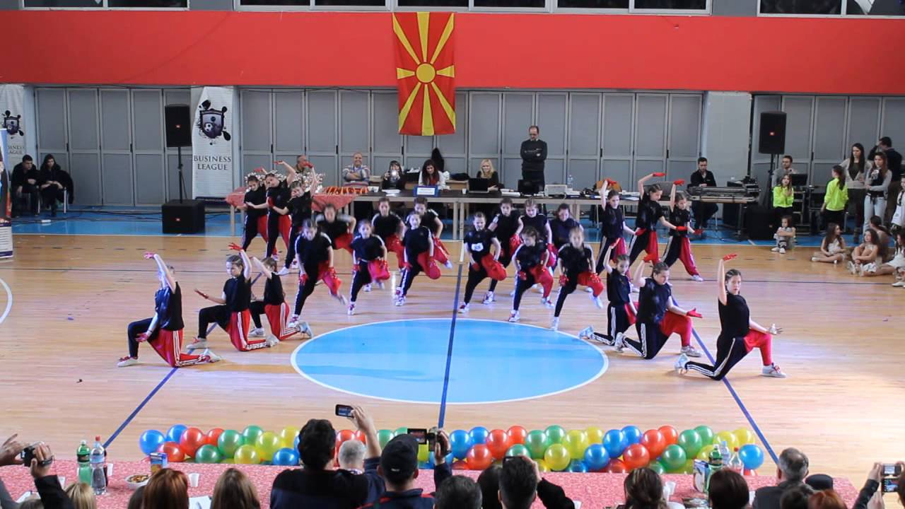 BREAK A LEG  UNITED KIDS - 1st PLACE FORMATIONS