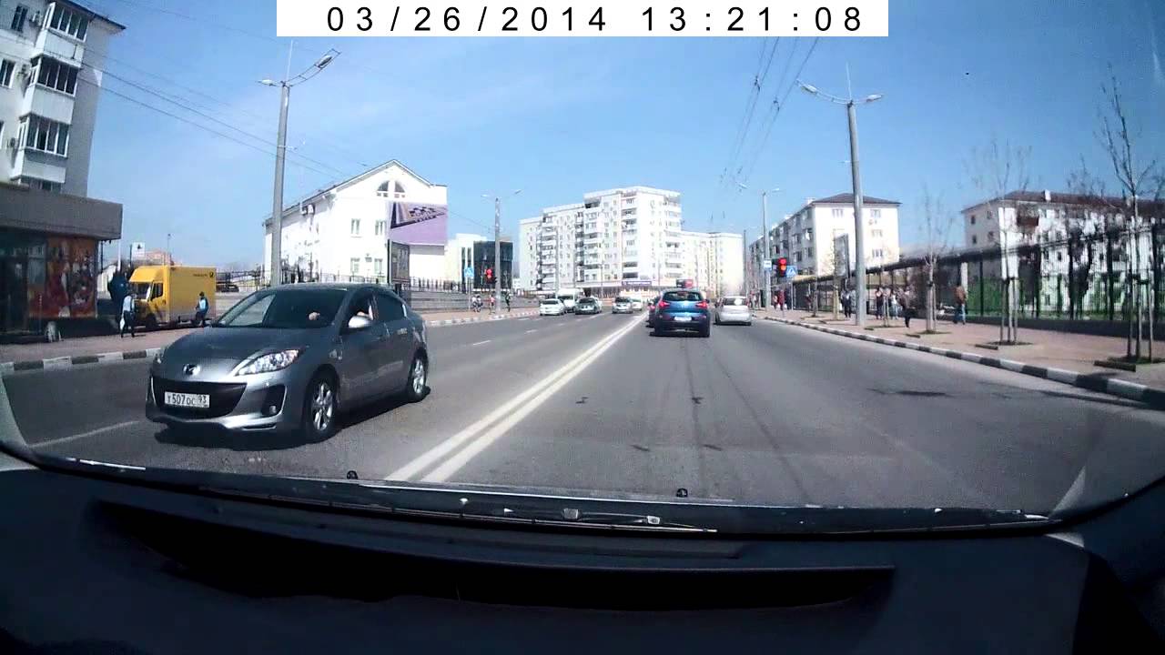 на красный через 2 сплошных  T 507 ОС 93