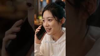 1-2季合集《闪婚后，总裁把我宠上了天》被原生家庭束缚的肖晓晓，和受过情伤的宋烨霖定下契约婚姻。二人温柔包容抚平伤痛，齐心冲破重重考验，放下隔阂坦诚交心，从契约搭档成为相守一生的爱人。#多多漫剧