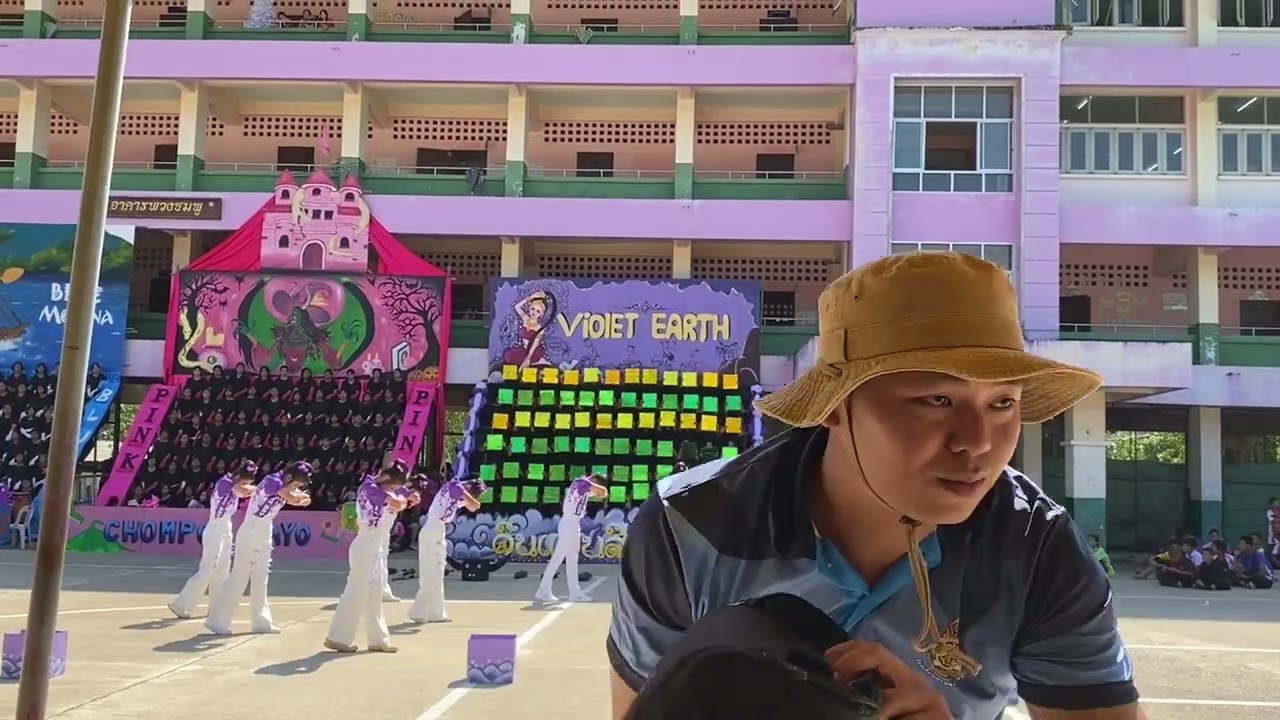 การแข่งขันแสตนเชียร์และเชียร์หลีดเดอร์โรงเรียนบ้านแม่อุสุวิทยา 