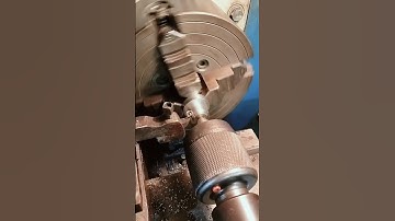 threading cutting in lathe machine 🛠️⛏️🛠️ #engineering #machine #lathe #viral #india #tool