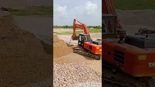 Excavator | Heavy Equipment Operator | Excavator Loading Dumptruck