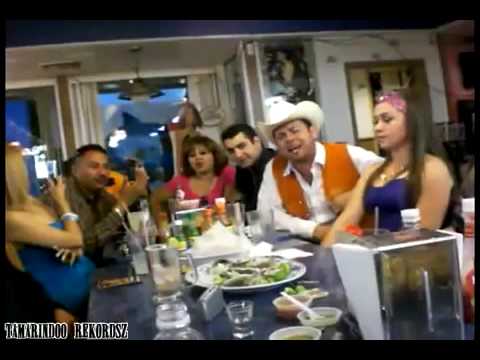 larry hernandez y roberto tapia- el gallo de sinaloa