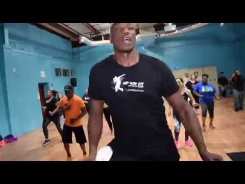 Ver Hip Hop Fit w/Gene Hicks Commercial no YouTube Ver Hip Hop Fit w/Gene Hicks Commercial no YouTube