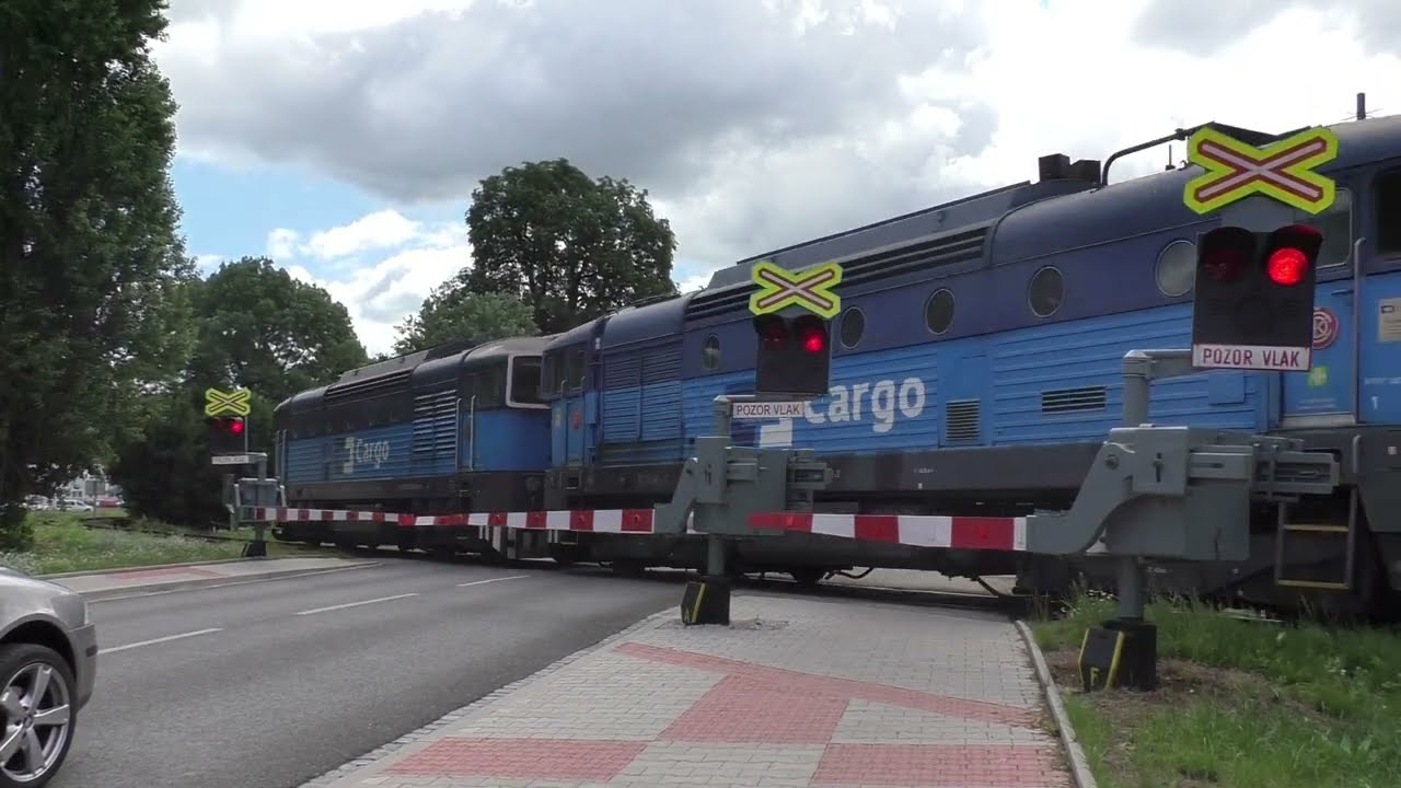 Železniční přejezd Hostinné #3 - 15.7.2022 / Czech railroad crossing