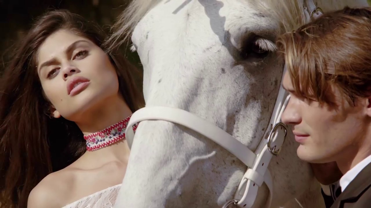 SHERRI HILL Vestidos para egrasadas 2017