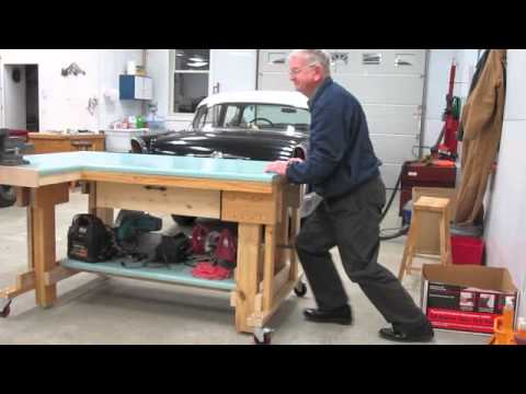 Moveable Workbench - YouTube