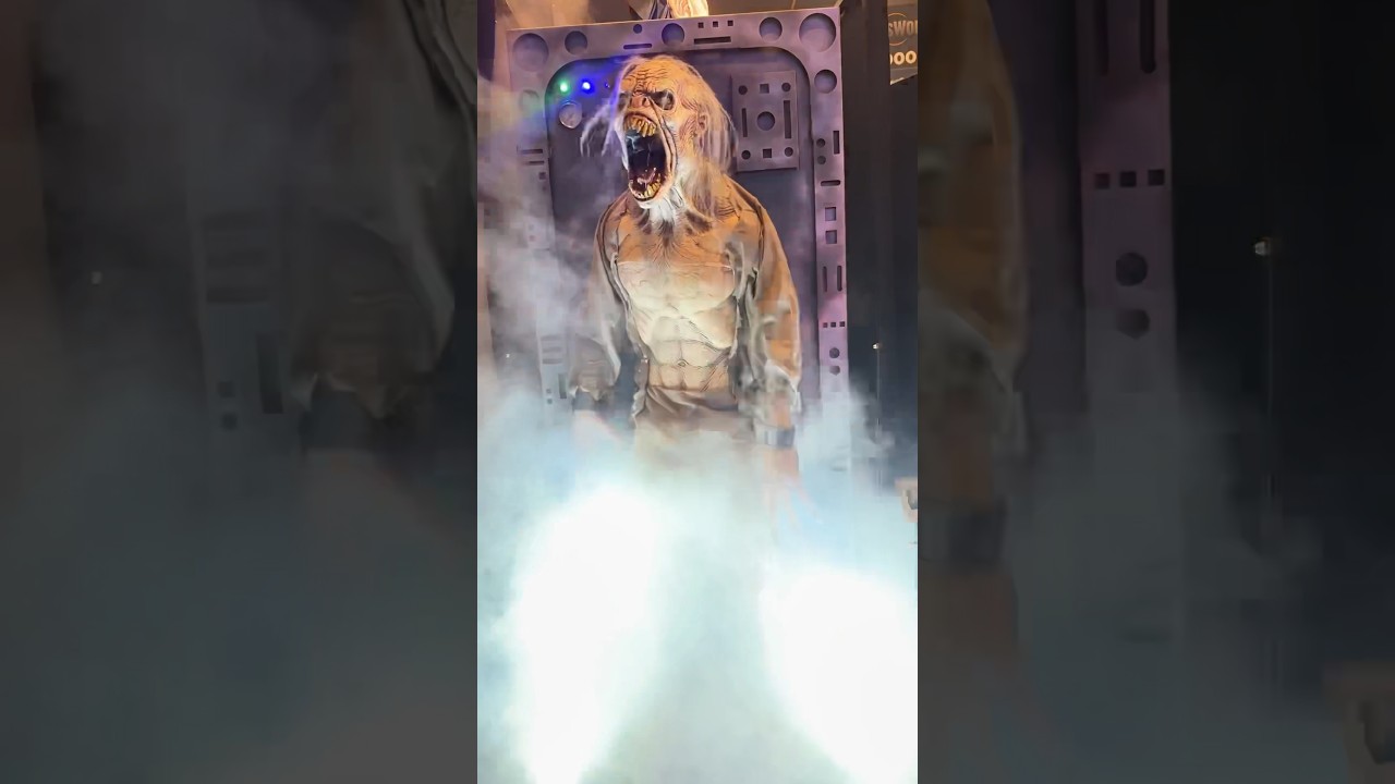 😱 Crazy creature gets loose!  #shorts #shortsfeed #creature #creepy