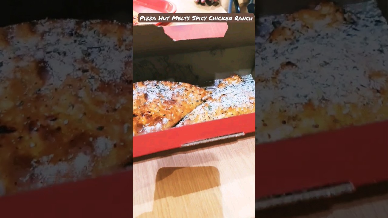 Pizza Hut Melts Review|Pizza Hut|Food Review|Spicy Chicken Ranch 