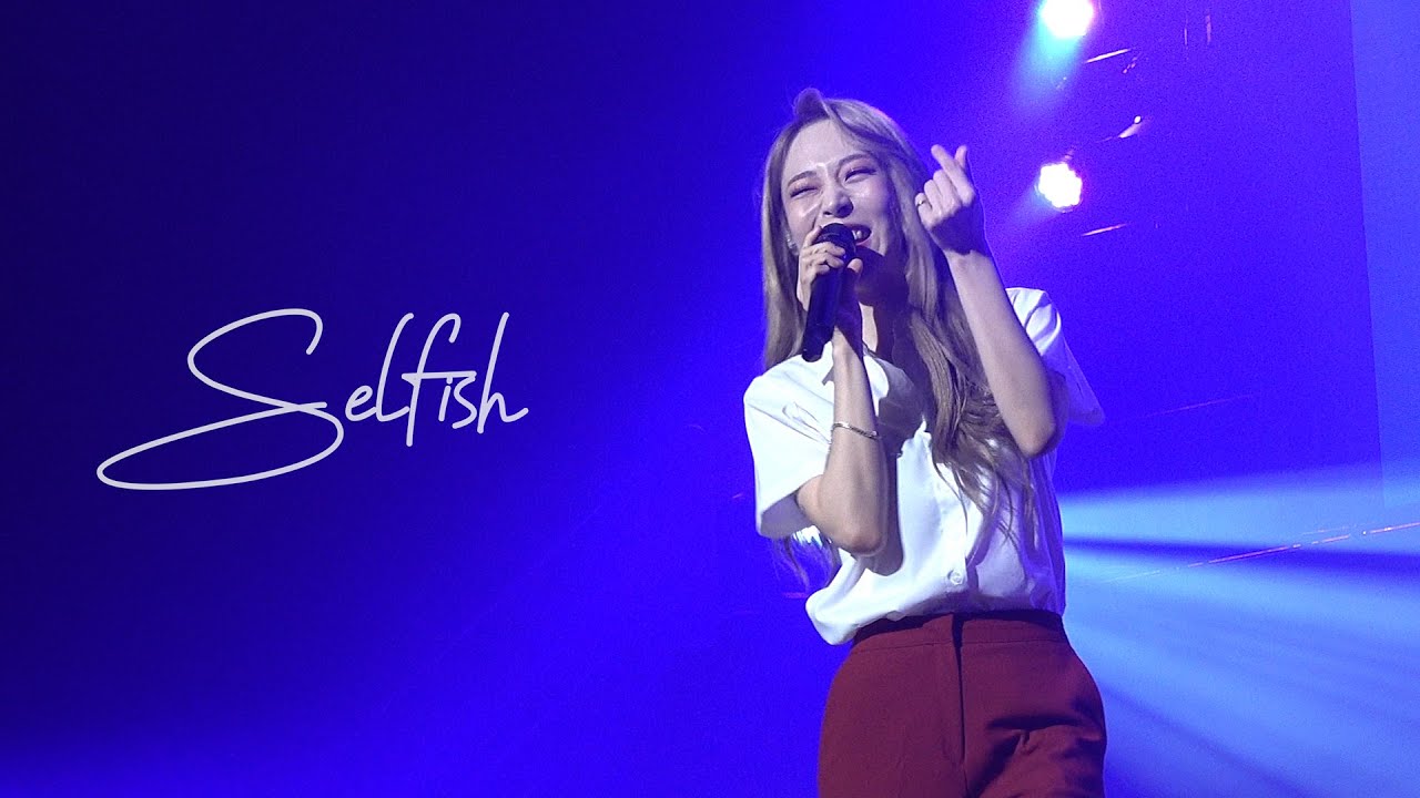 [4K] 190813 마마무 문별 개인무대 Selfish (4 Season Final Concert in Osaka)