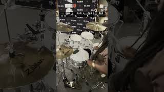 Dee Simone | Vic Licks
YOU NEED TO STEAL THIS LICK. @dee.sim1 swung by the office recently and showed off this killer lick. Who else is adding this to their next set? 🥁🔥 Dee Simone | Vic Licks