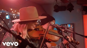 MacKenzie Porter - Watermelon Sugar (The Loft Sessions)