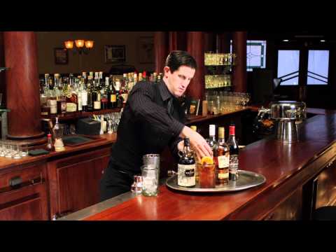 drinks-of-the-usa:-how-to-make-the-perfect-rum-runner,-with-johnny-raglin-in-miami-|-pottery-barn