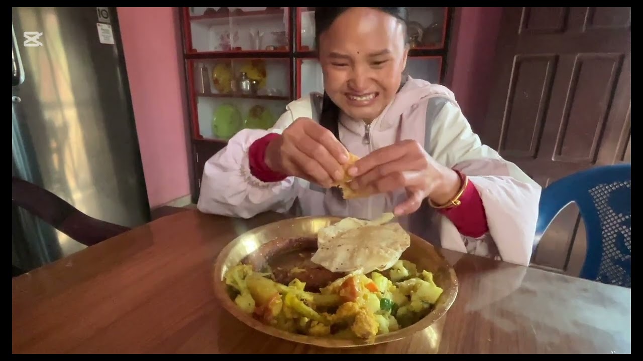 दाइ भाउजूको घरमा खाना खान पनि गइयो। साह्रै रमाइलो भयो।