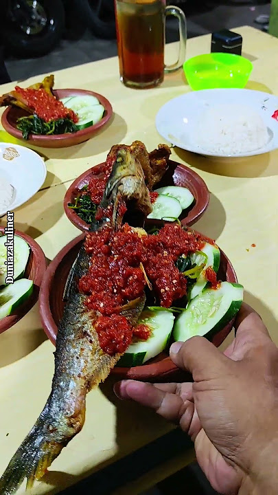 The red hot spiciness is so bright #culinaryviral