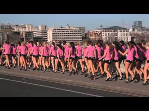 Britains Greatest Legs - On The March with Lisa Sn...