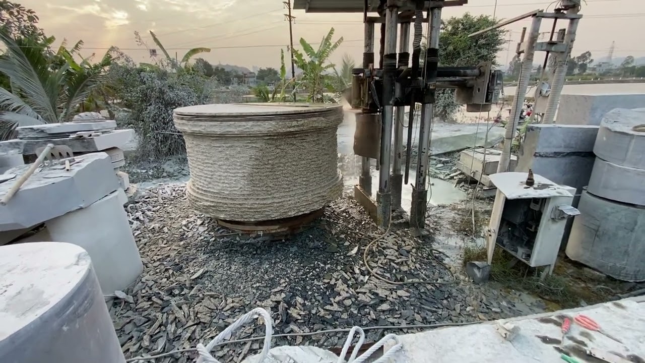 Máy tiện đá CNC. Bên mình chuyên cung cấp máy tiện, đục gia công đá CNC. Quý khách có nhu