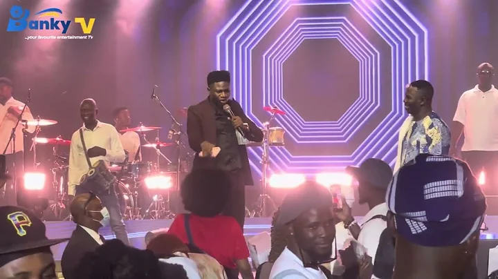 MC REMOTE  BREAK THE INTERNET WITH HILARIOUS MOMENTS AT MUSIC RAVE WITH DELE OMOWOLI 